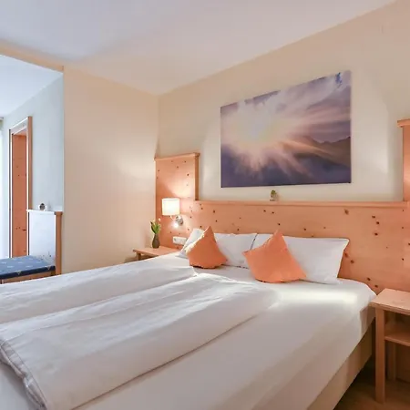 Alpenstuben Hotel 3*