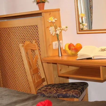 Hotel Alpenstuben 3*