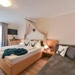 Hotel Alpenstuben 3*