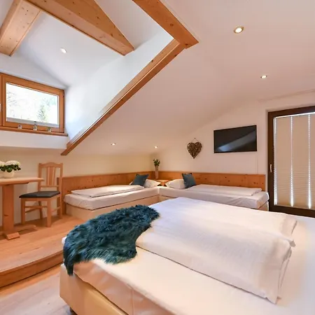 Alpenstuben 3*