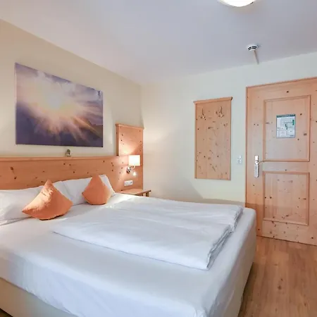 Alpenstuben 3*