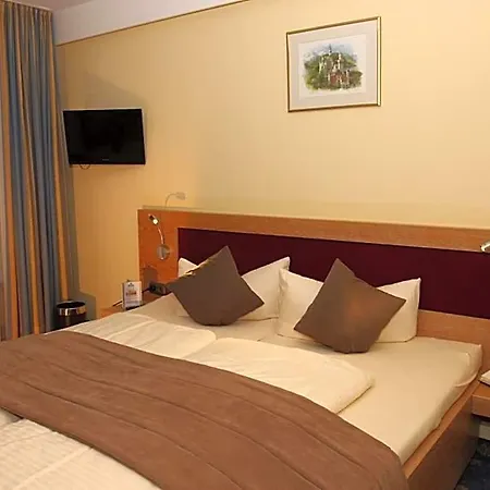 Otel Alpenstuben 3*