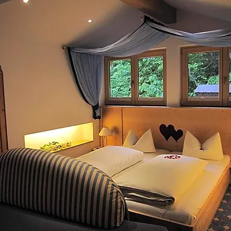 Alpenstuben Otel Hohenschwangau