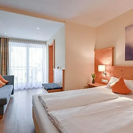 Alpenstuben Hotel 3*