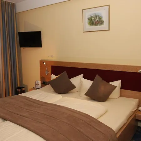 Alpenstuben Hotell 3*